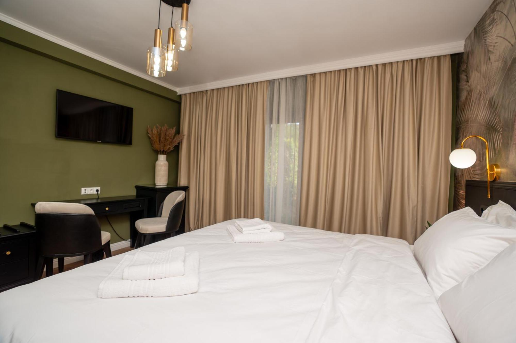 Marabou Resort Braşov Buitenkant foto