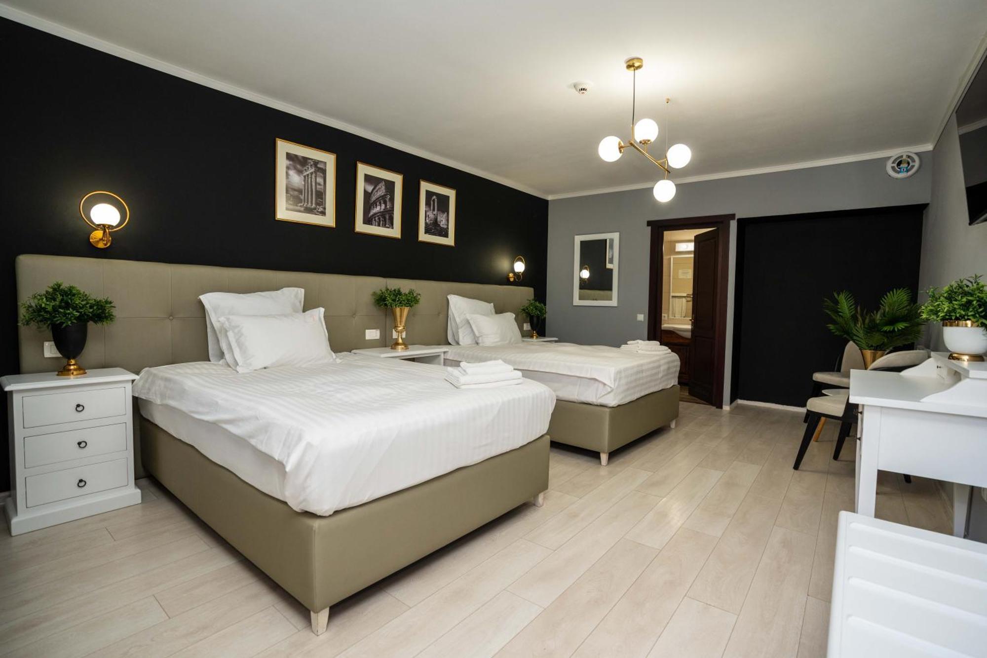 Marabou Resort Braşov Buitenkant foto