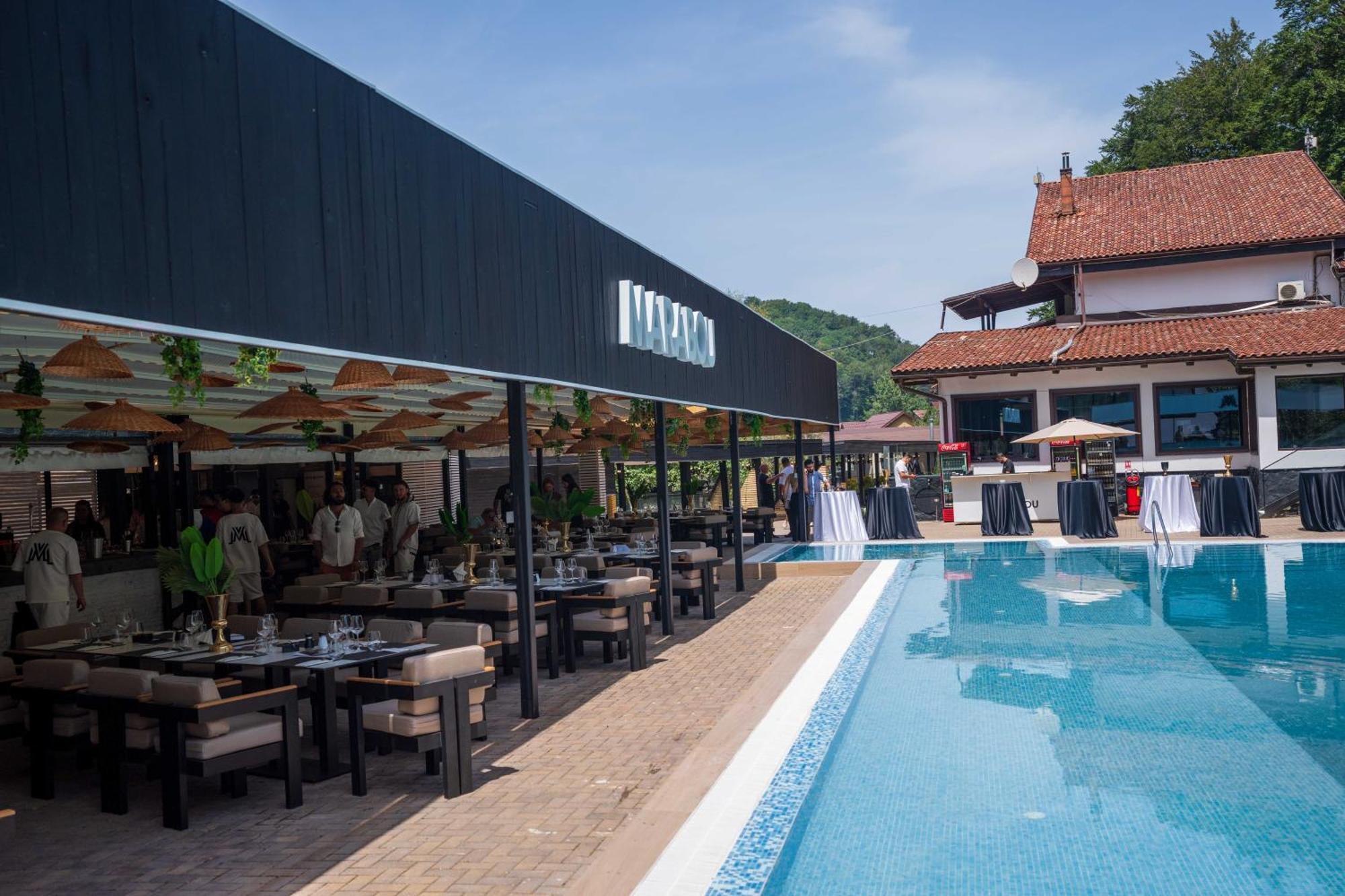 Marabou Resort Braşov Buitenkant foto