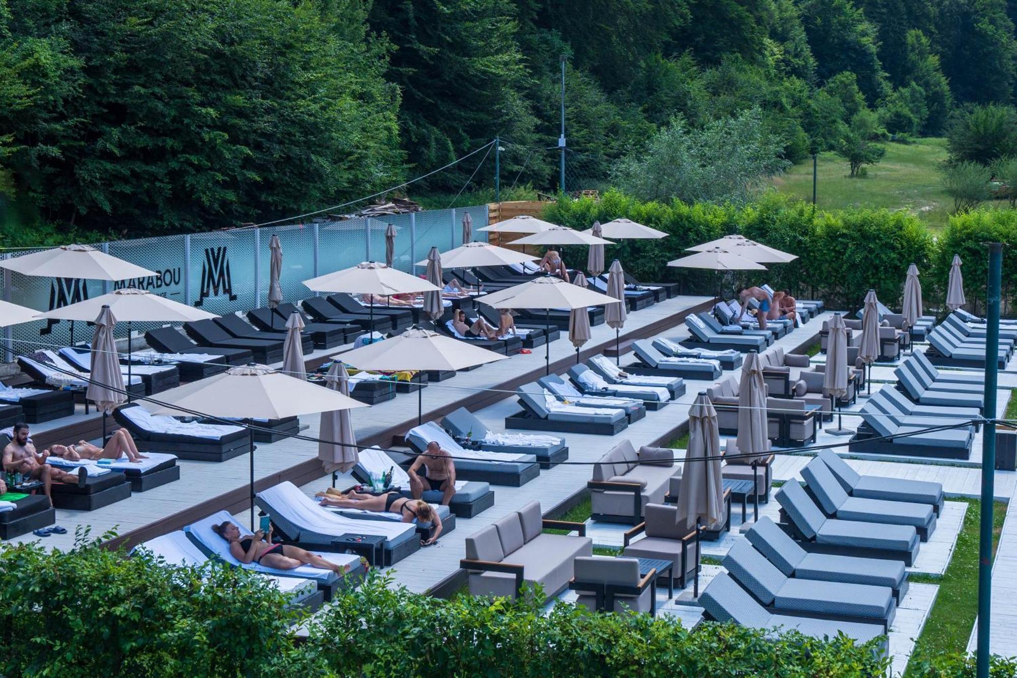 Marabou Resort Braşov Buitenkant foto
