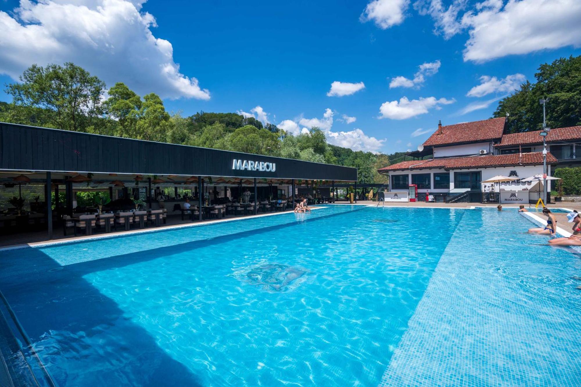 Marabou Resort Braşov Buitenkant foto